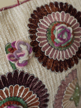 Load image into Gallery viewer, Leafy Blooms