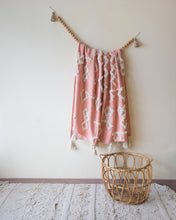 Load image into Gallery viewer, Charlotte Throw Blanket