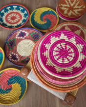 Load image into Gallery viewer, Monet Spiral 10"