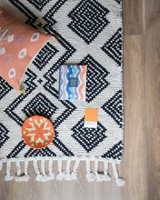 Load image into Gallery viewer, Seville Rug