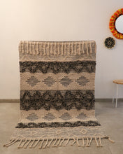 Load image into Gallery viewer, Attirail Bohemian Blossom Boho Beirut Rug Mediterranean Handloom