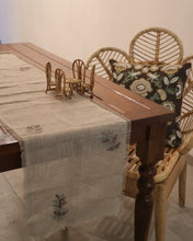 Load image into Gallery viewer, Attirail Bohemian Olive Branch Table Runner