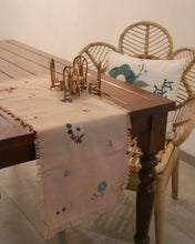 Load image into Gallery viewer, Attirail Bohemian Amour Table Runner